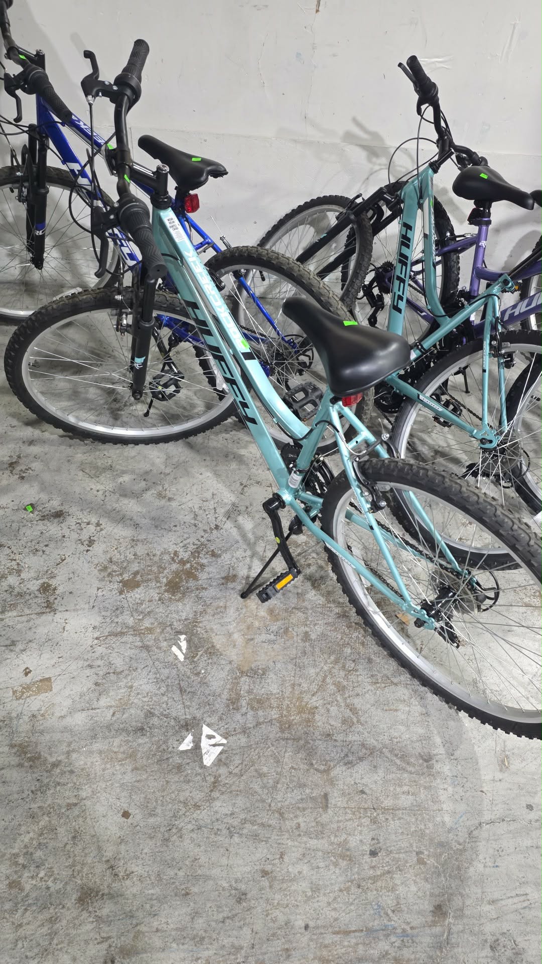 Huffy 26" Rock Creek Mountain Bike, Fits Riders 60"+, Teal, Adult, Women's