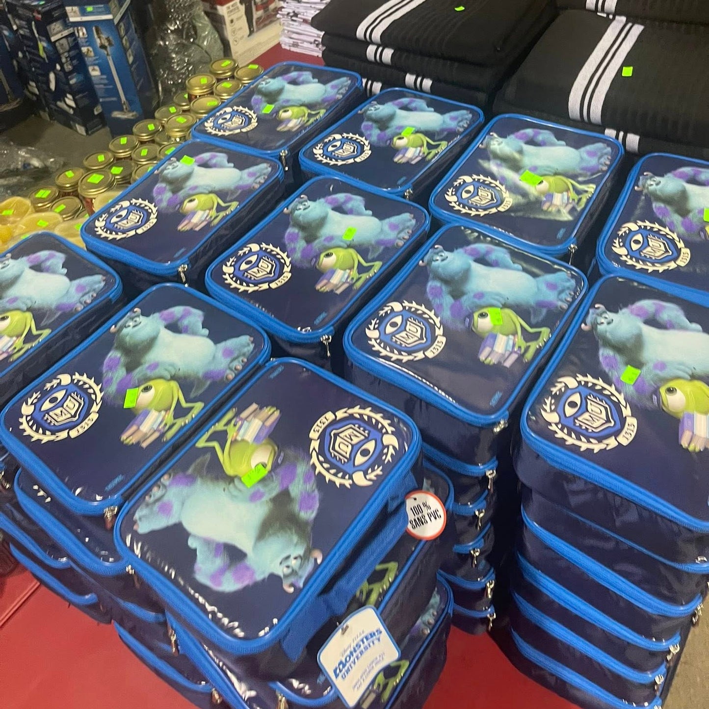 DISNEY MONSTERS UNIVERSITY INSULATED LUNCH KIT