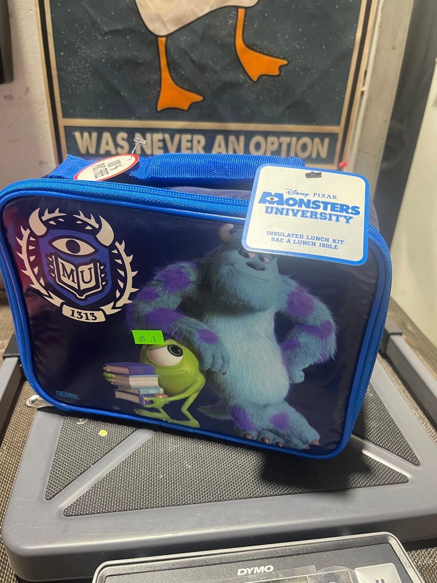 DISNEY MONSTERS UNIVERSITY INSULATED LUNCH KIT