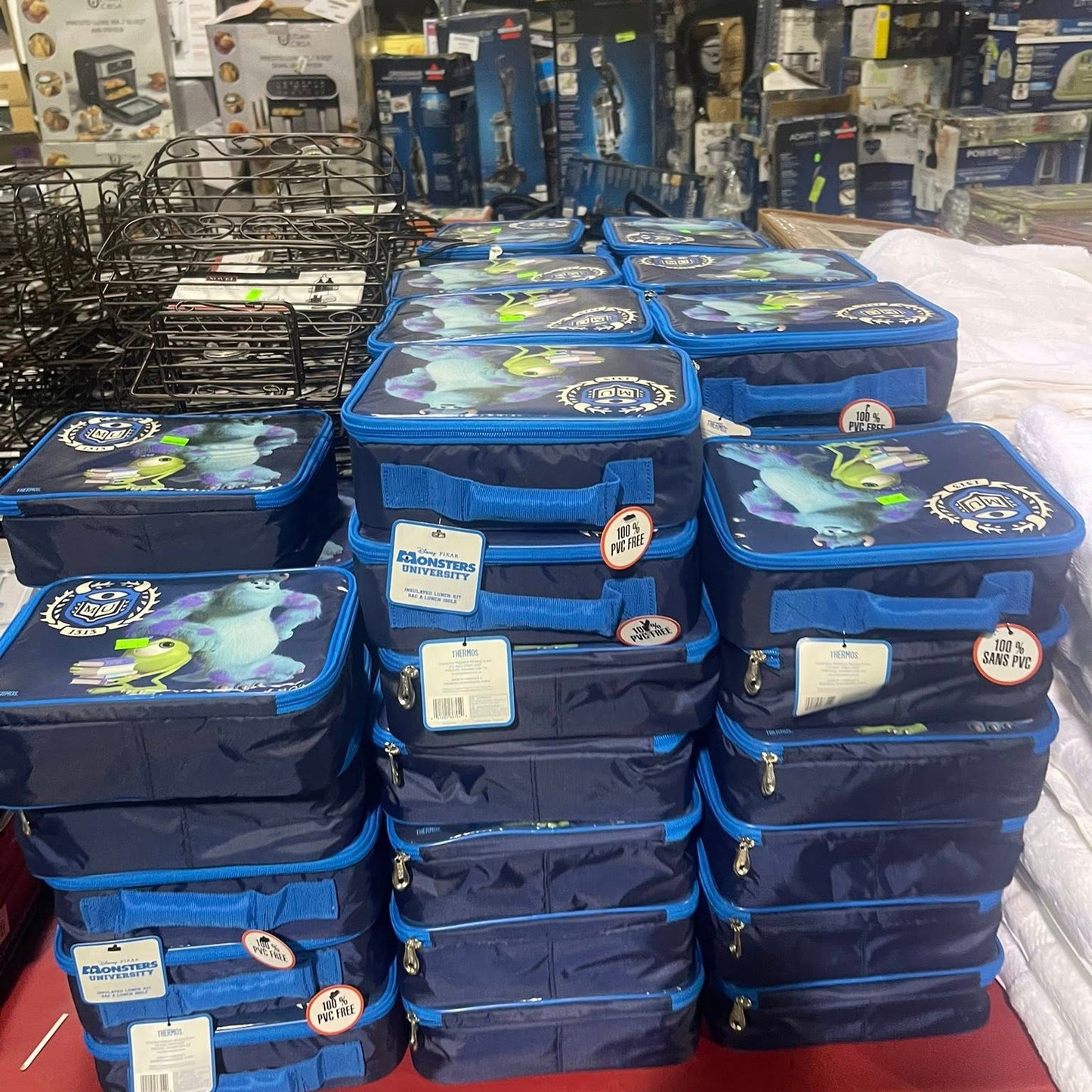 DISNEY MONSTERS UNIVERSITY INSULATED LUNCH KIT