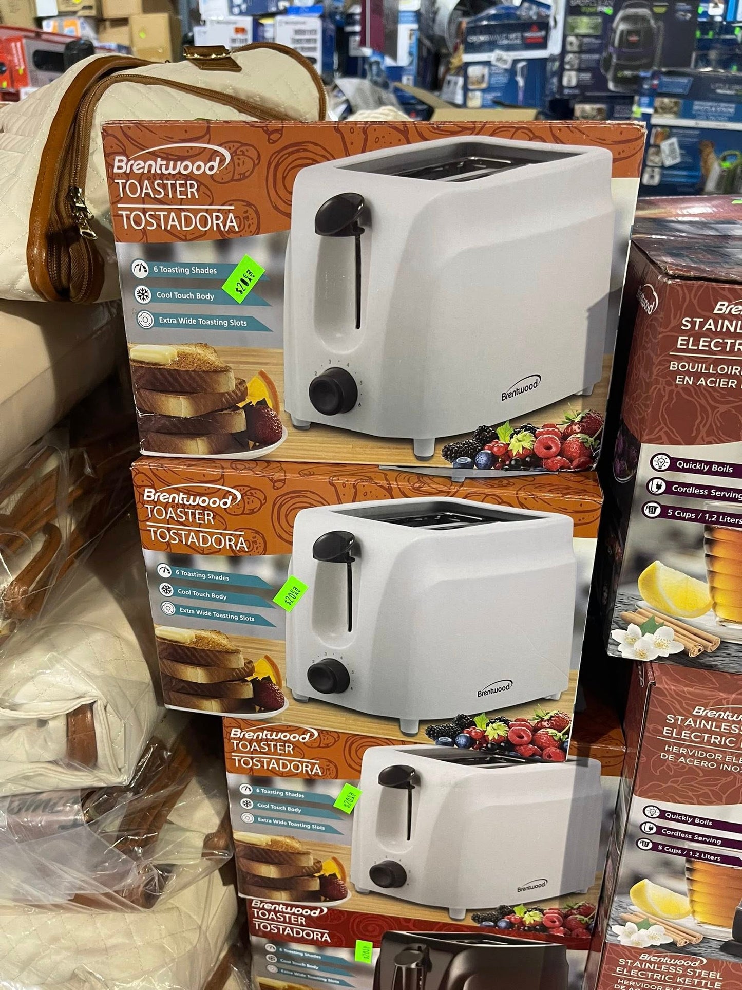 Brentwood TS-260W Cool Touch 2-Slice Toaster, White