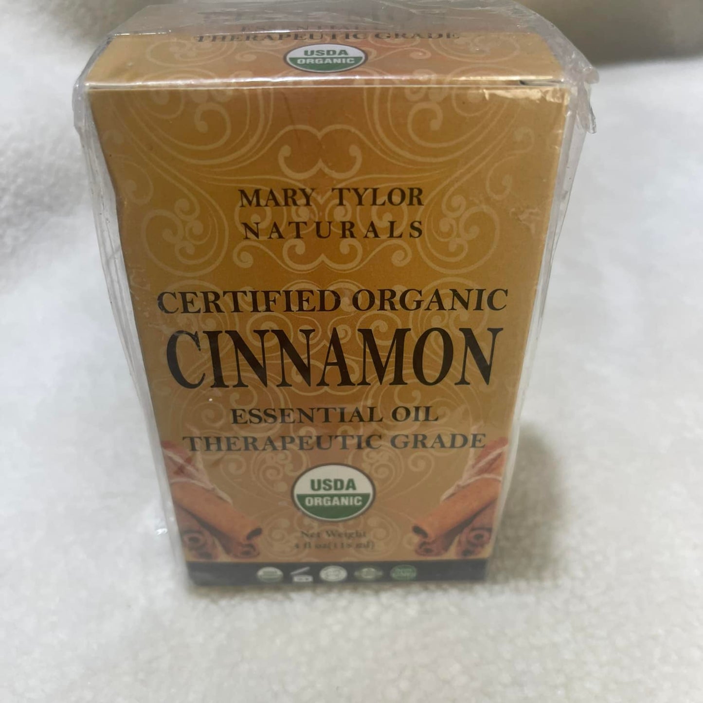 Organic Cinnamon Essential Oil (4 oz)
