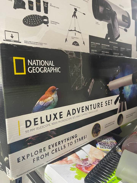 National Geographic 50 x 600mm Refractor Telescope & Deluxe Adve