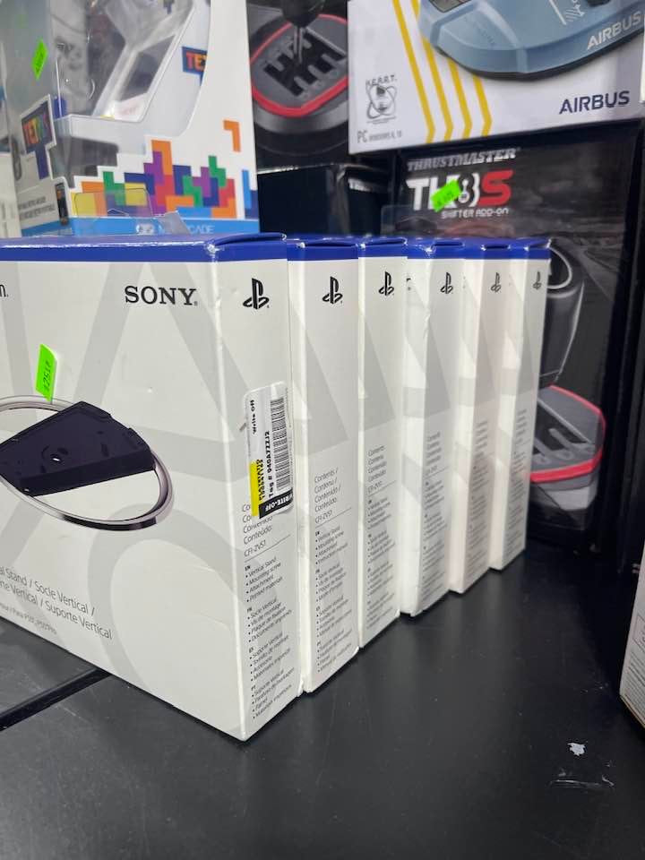 Vertical Stand for PlayStation 5 / PlayStation 5 Pro – White