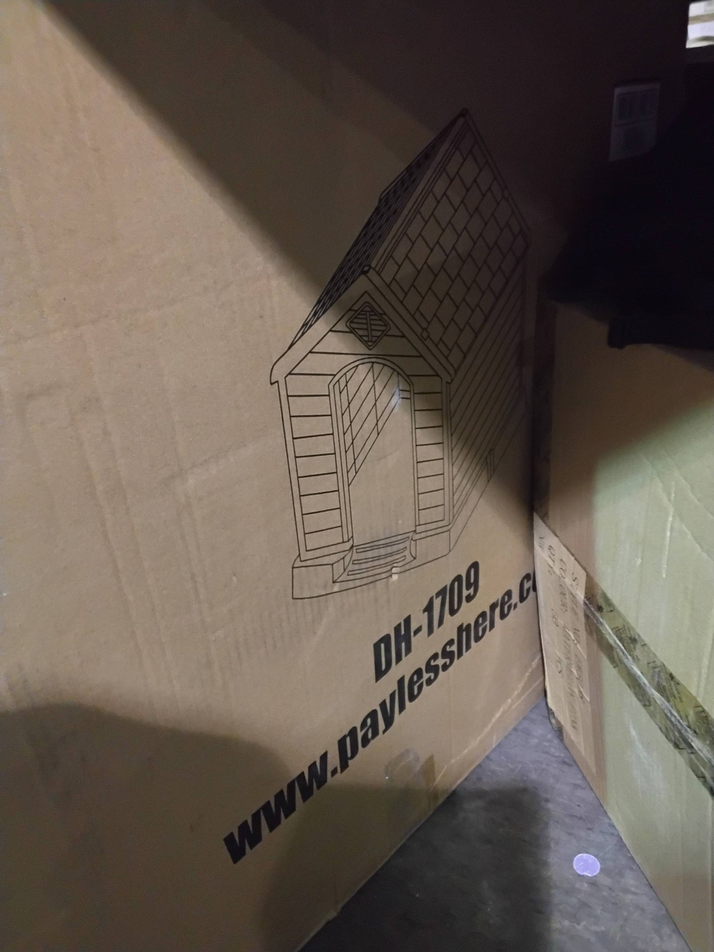 BestPet Dog House – Indoor &amp; Outdoor Kennel