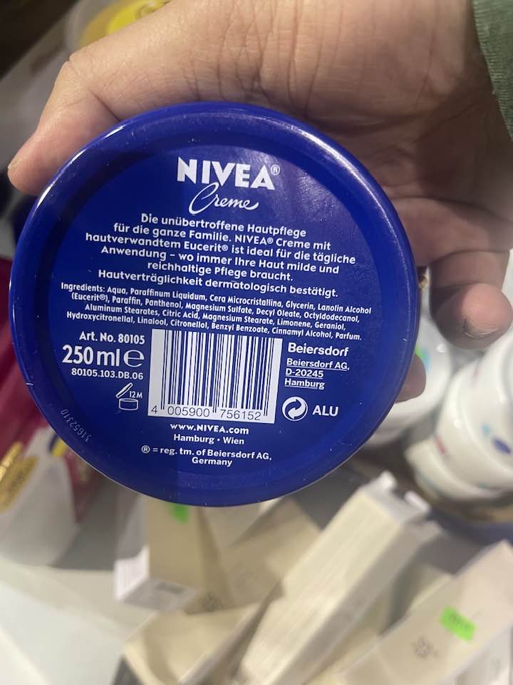NIVEA Cream – 8.4 oz (250 mL