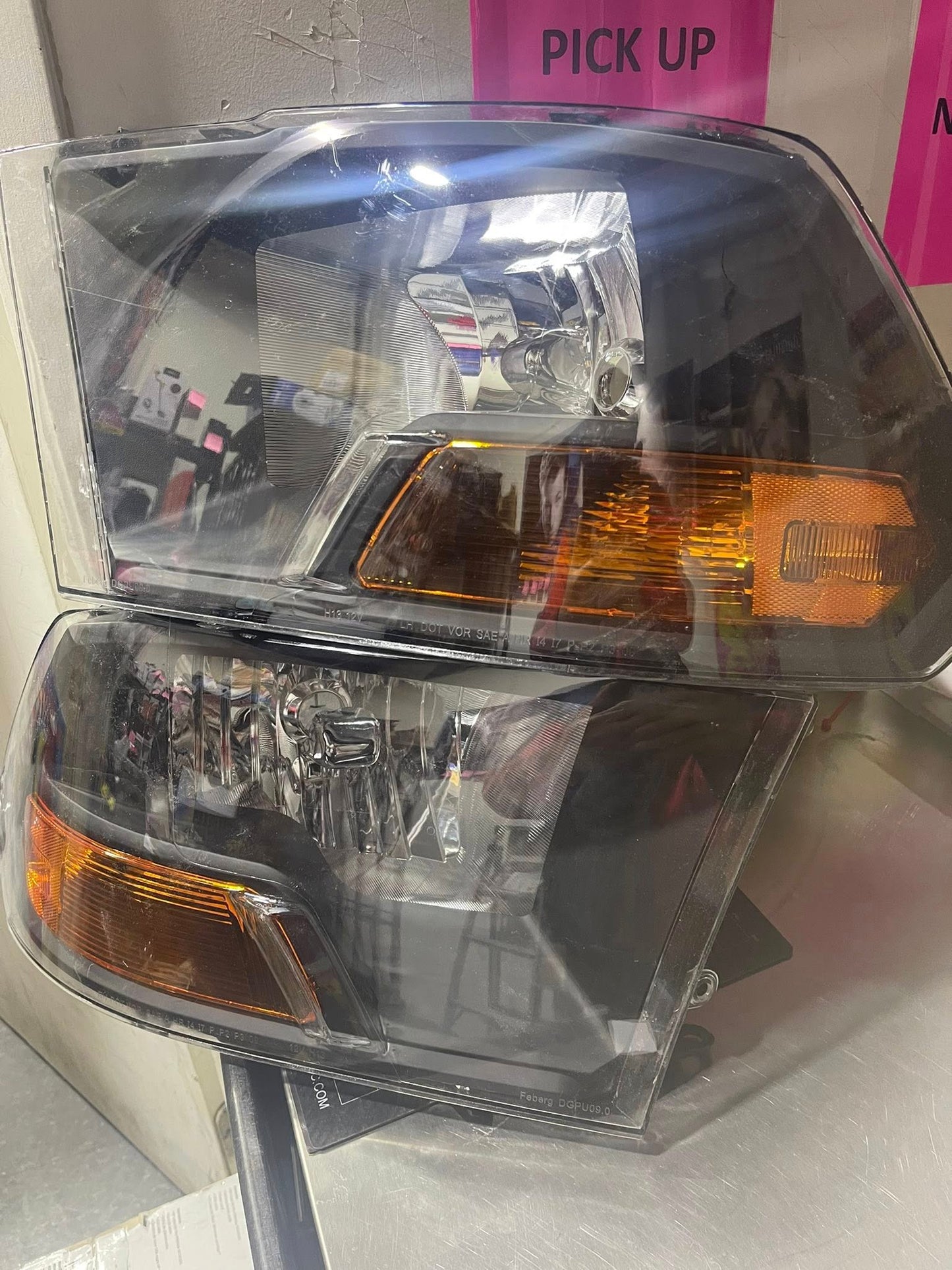 Headlight Assembly Replacement for 2009–2012 Dodge Ram 1500 / 2500 / 3500