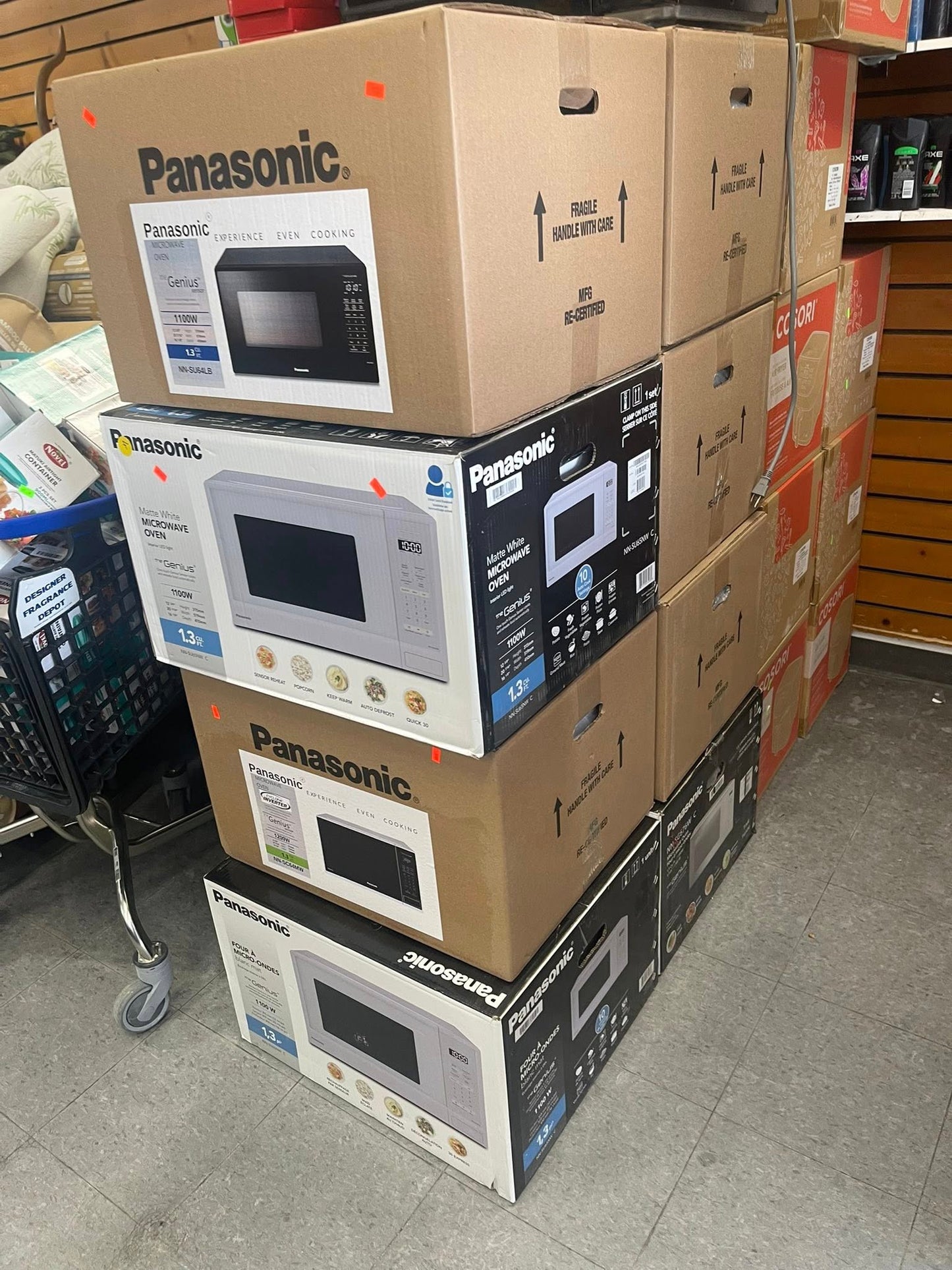 Panasonic Genius 1.3 Cu. Ft. Microwave (NNSU65NWC)