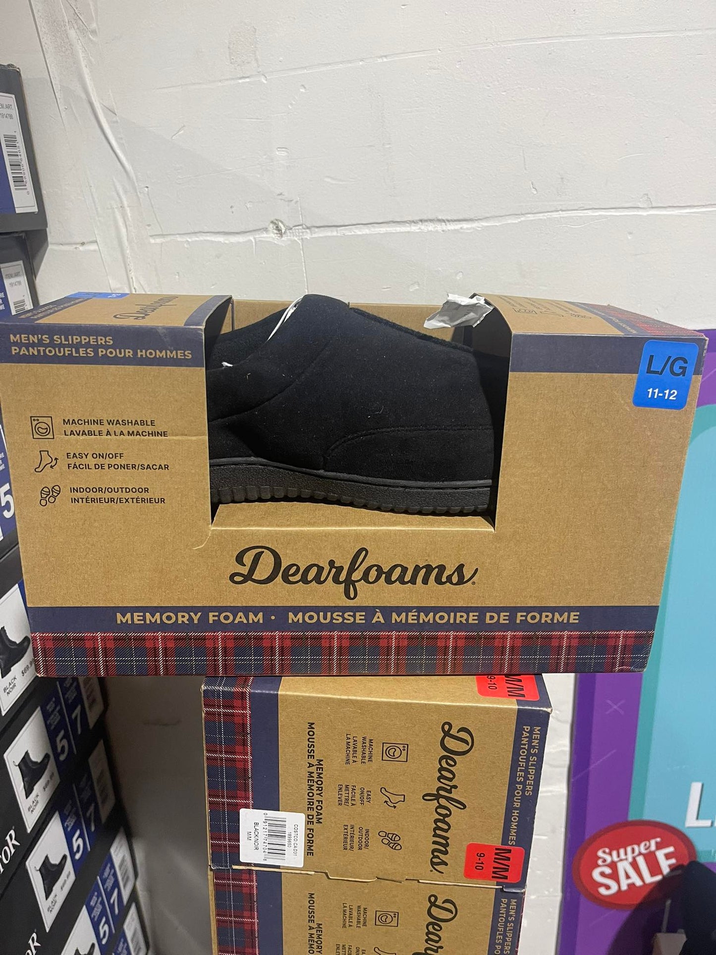 Dearfoams Men’s Black Memory Foam Slippers