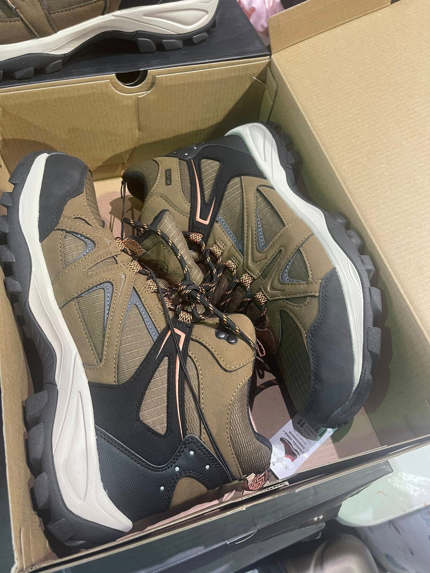 Cloudveil Men’s Waterproof Hiker Boot