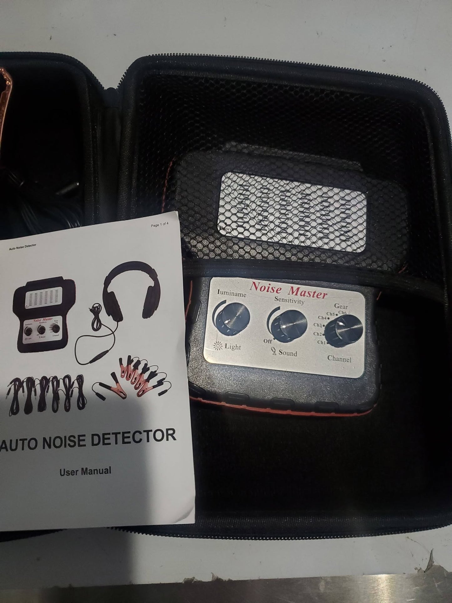 Car Noise Finder – Multi‐Channel Abnormal Sound Detector
