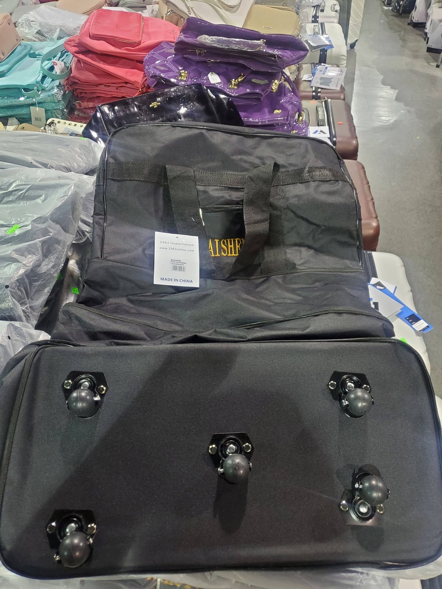 34" Expandable Wheeled Duffle Bag – Black