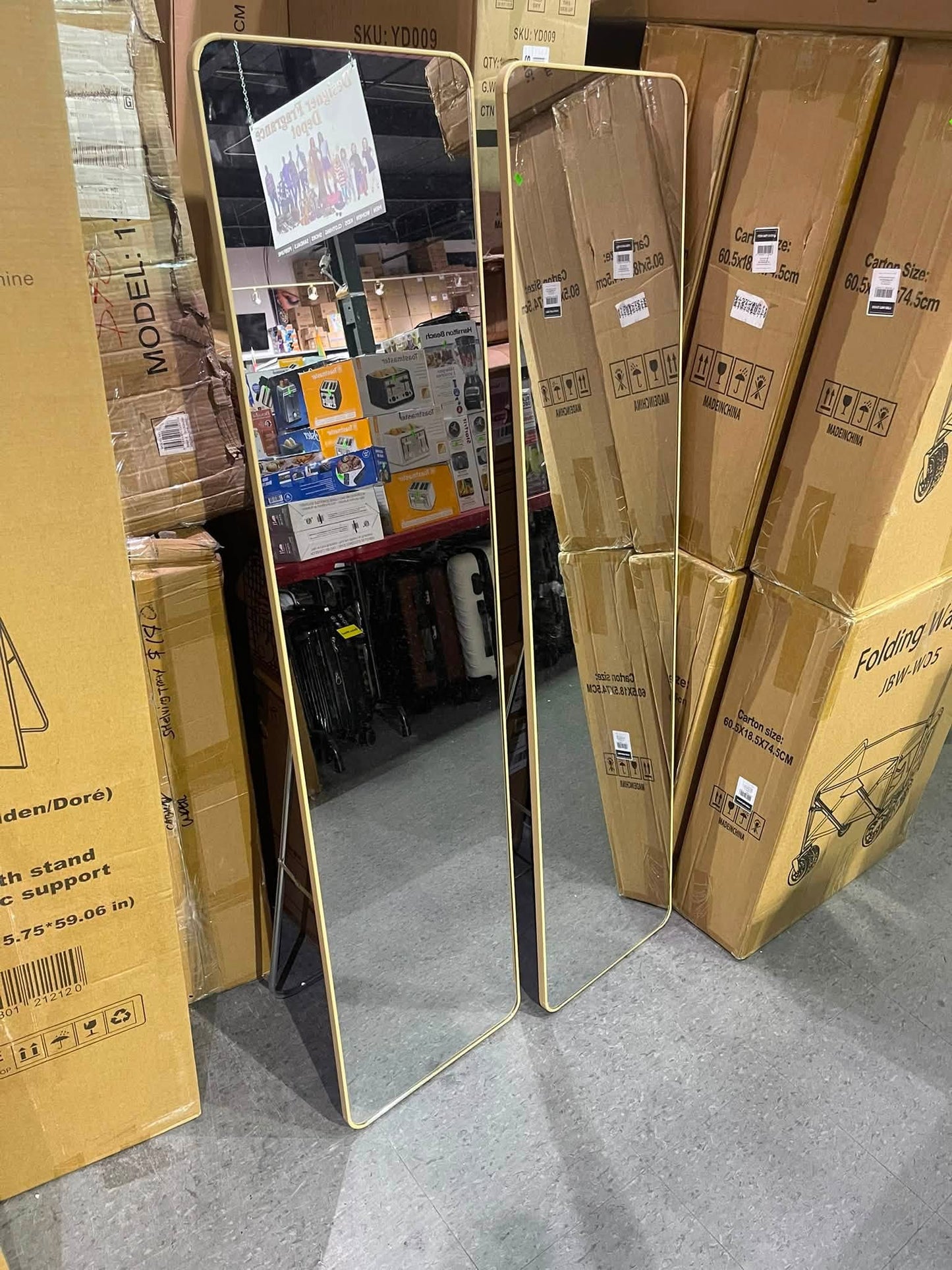Whole‑Body Stand Mirror – Full Length