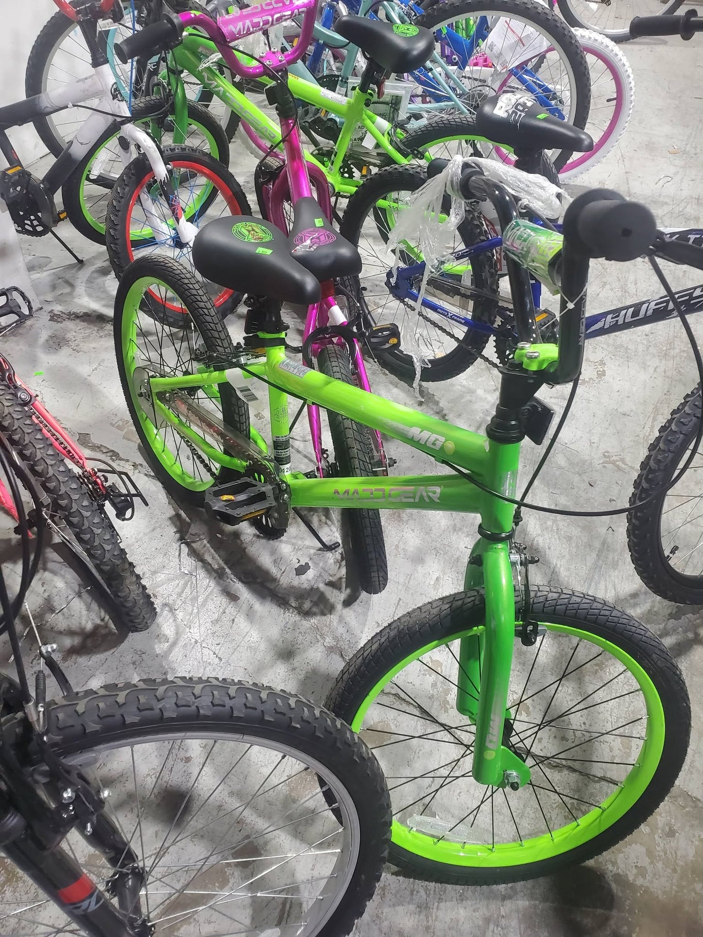 Madd Gear 20" Boys BMX Bike- Green - Ages 5 to 9