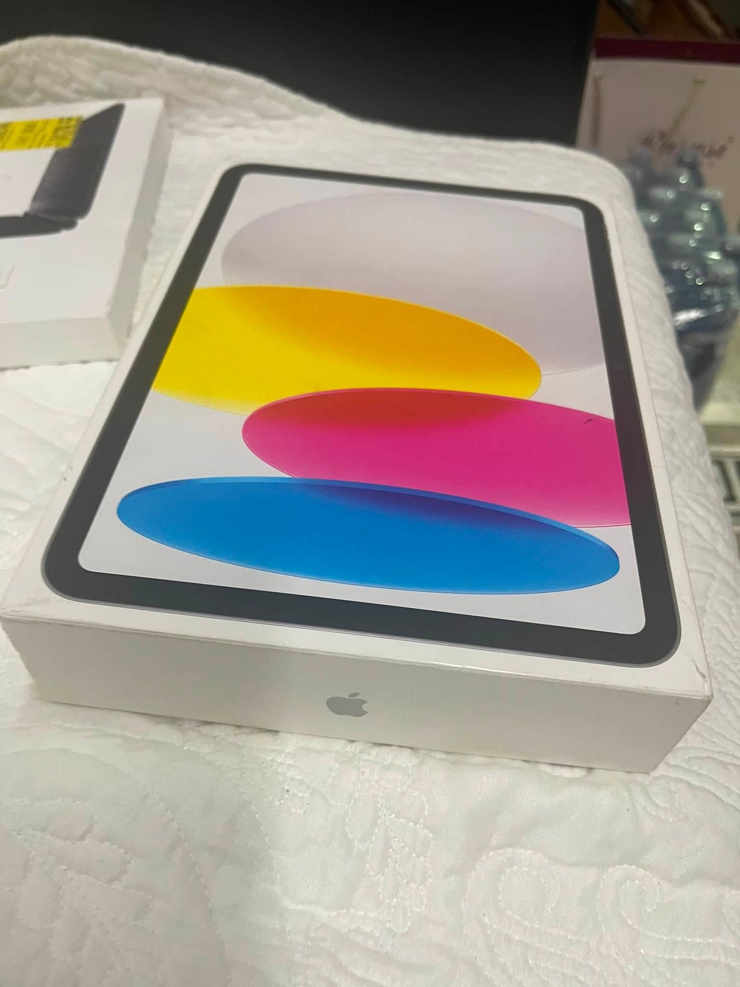 Apple iPad with A16 chip: 11-inch Liquid Retina Display, 128 GB