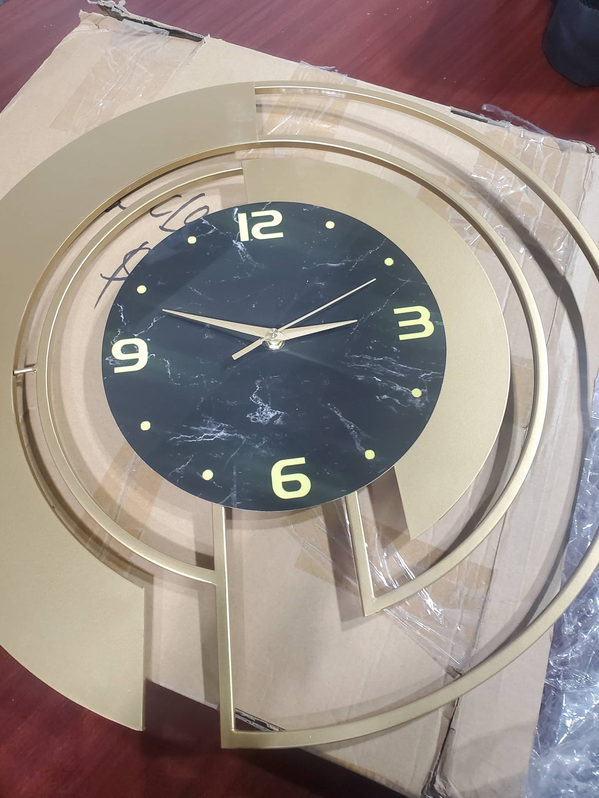 24" Luxury Gold & Black Metal Wall Clock – Marble Pattern