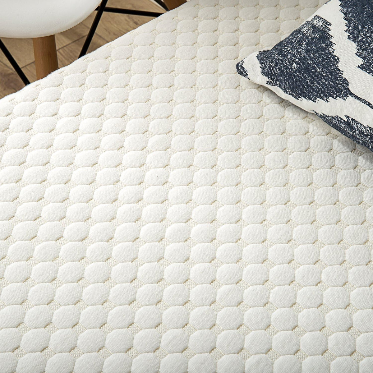 Zinus Memory Foam 4 Inch Mattress - Twin Size