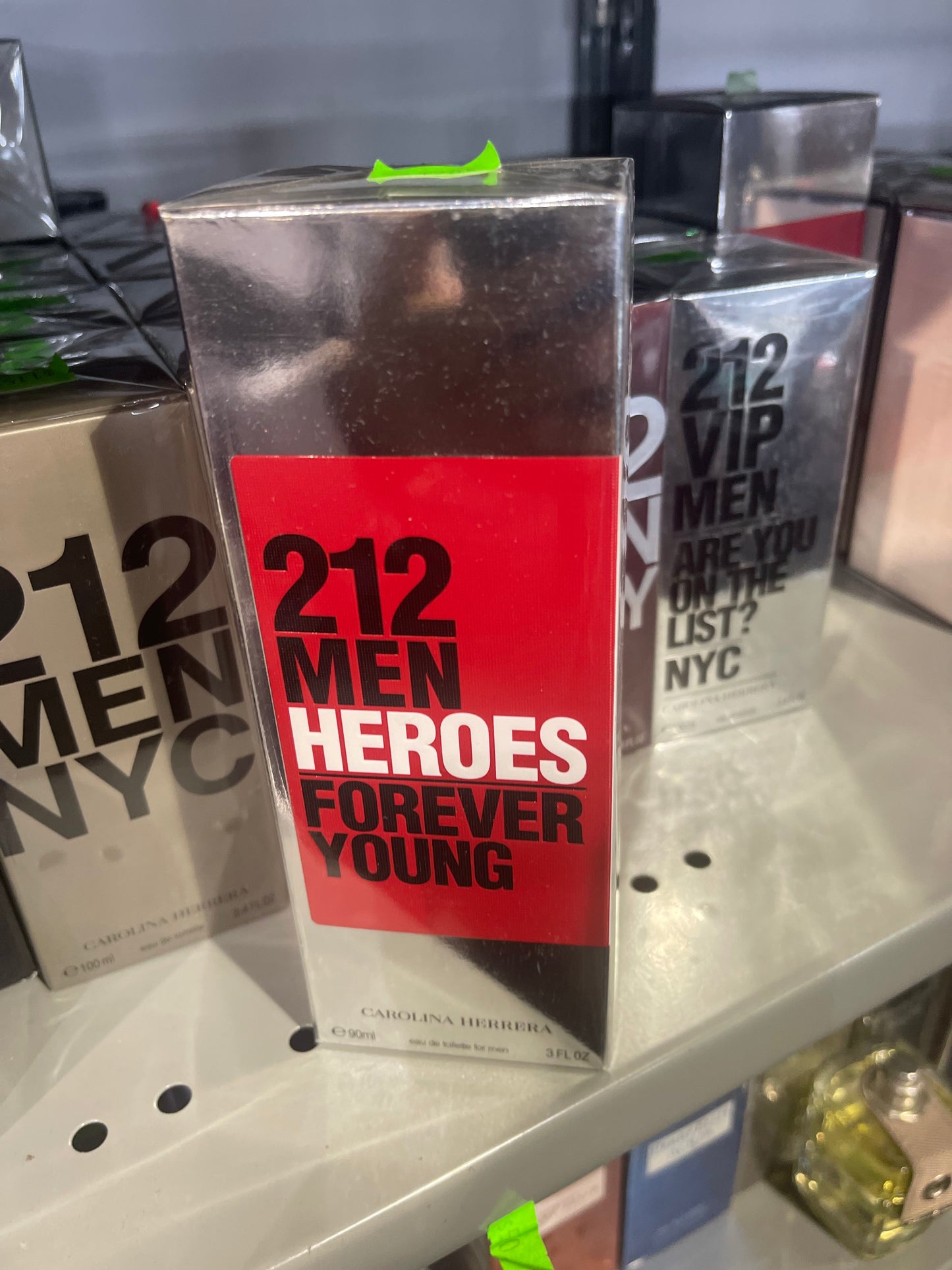 Carolina Herrera 212 Heroes Forever Young – Men