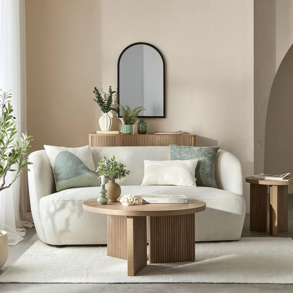 Bouclair Natural Oak Wood Veneer Entryway Console Table with 1 Fluted Drawer Hallway