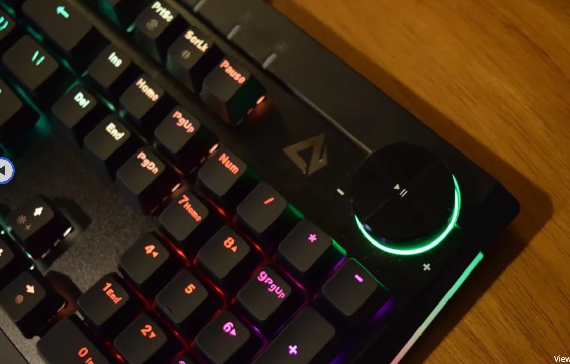 AUKEY KMG17 Mechanical Keyboard – Blue Switches (104‑Key) with Volume Control